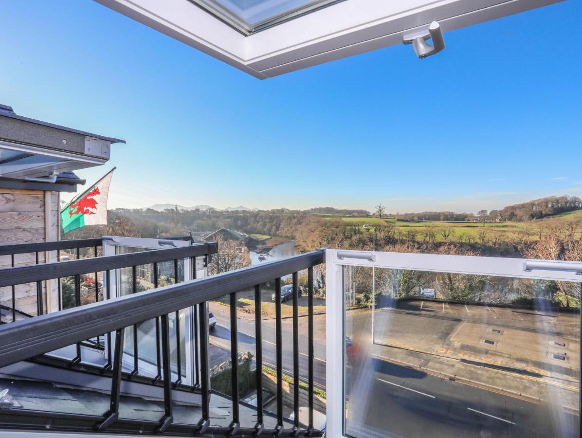 Bryn Min Manton Penthouse Apartment Caernarfon Ngoại thất bức ảnh