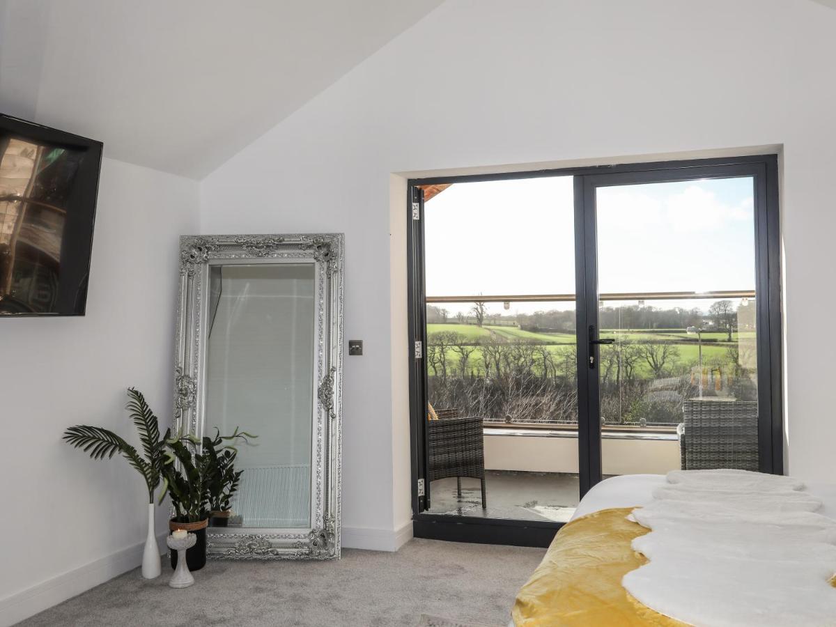 Bryn Min Manton Penthouse Apartment Caernarfon Ngoại thất bức ảnh